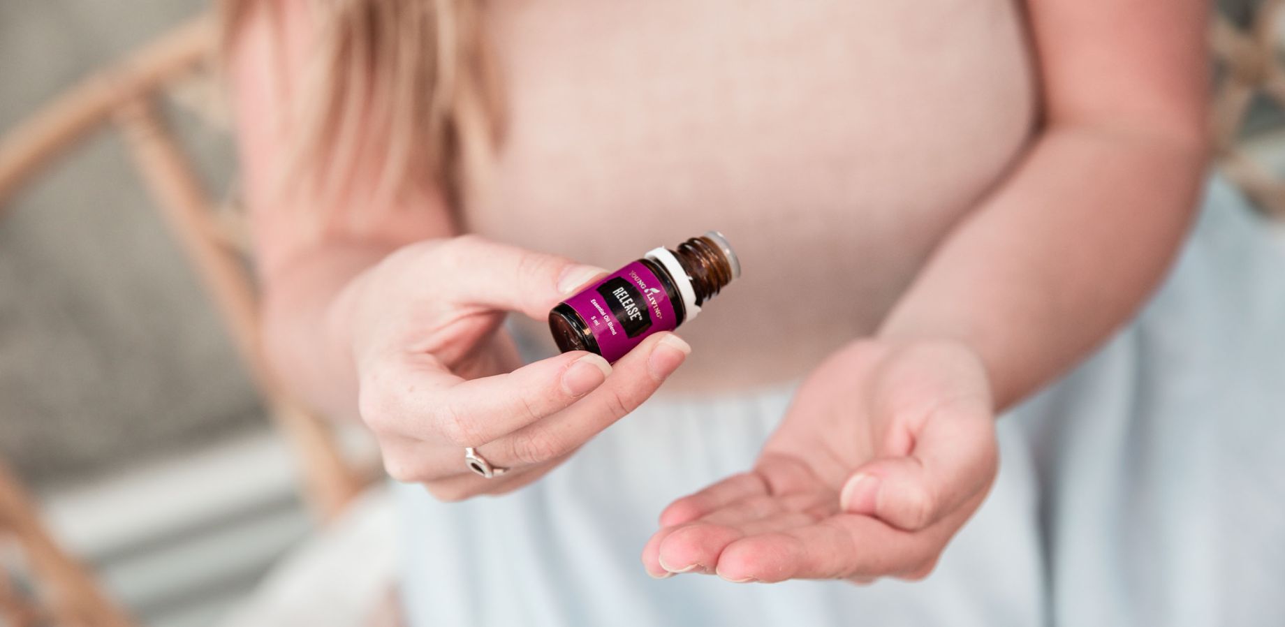 How to Become a Registered Aromatherapist